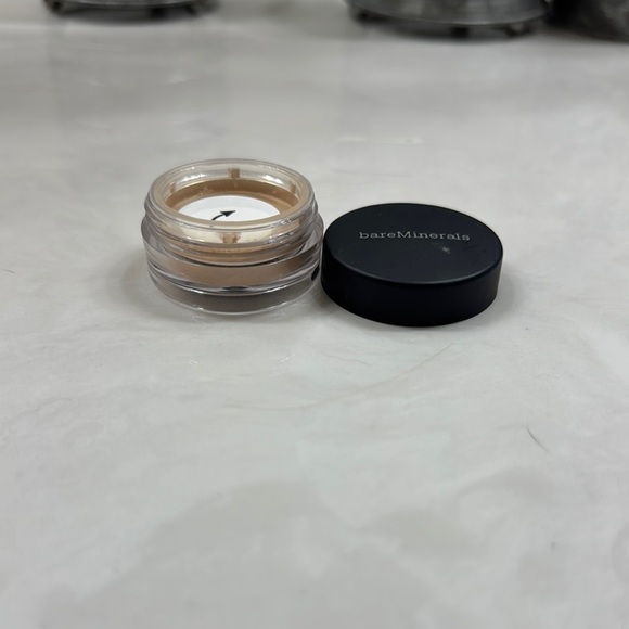 bareMinerals Star Material Loose Powder Eyeshadow - Sealed Container - Picture 4 of 4